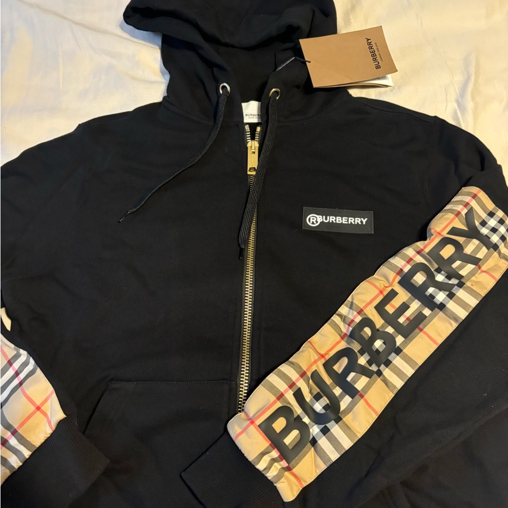 Burberry Black Hooded gold zipper Jacket - Picture 2 of 3
